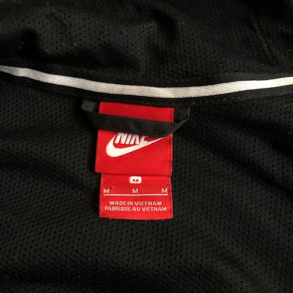 Nike Men's Black Windrunner Jacket Size M - Picture 4 of 4